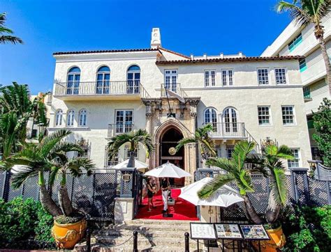 Two Men Found Dead in the Versace Mansion 